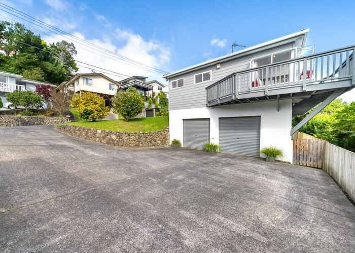  at 26 Castle Crescent, Stokes Valley, Lower Hutt
