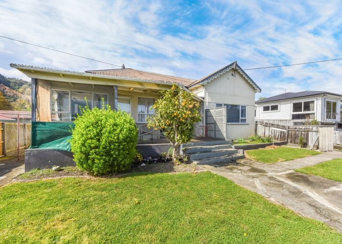  at 1/85 Tipahi Street, Nelson South, Nelson
