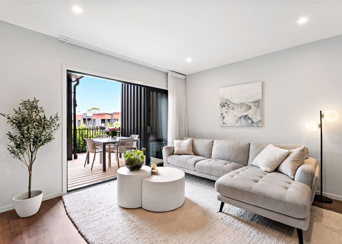  at 116 Te Oneroa Way, Long Bay, Auckland