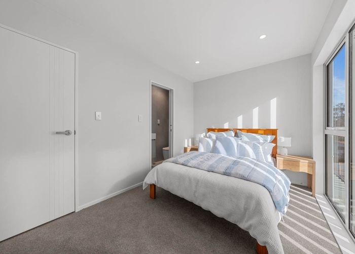  at 7/188 Forrest Hill Road, Forrest Hill, North Shore City, Auckland