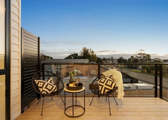  at 935A Whangaparaoa Road, Manly, Rodney, Auckland