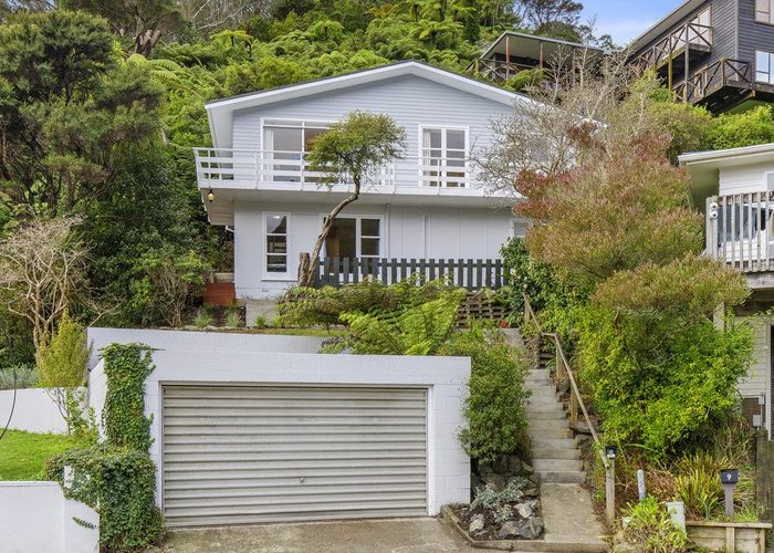  at 8 Damian Grove, Waterloo, Lower Hutt, Wellington