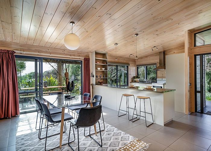  at 5 Hoddy Road, Redwood Valley