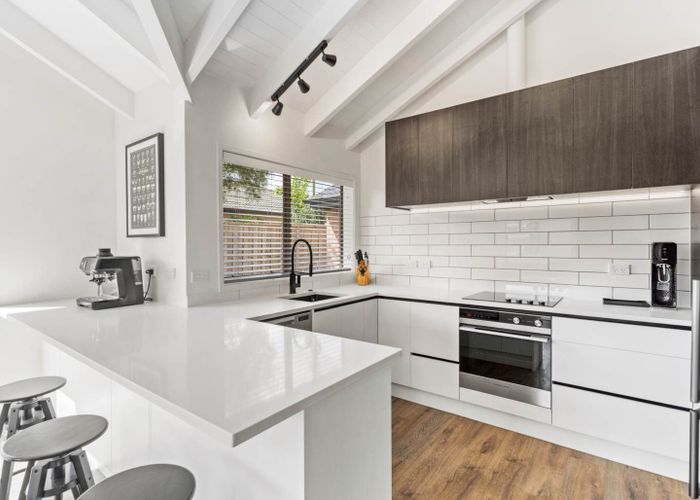 at 3 Braestar Court, Henderson, Auckland
