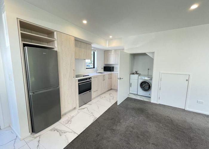  at 2/552 Madras Street, St. Albans, Christchurch City, Canterbury