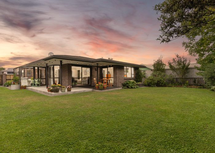  at 54C Aorangi Road, Bryndwr, Christchurch