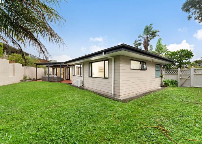  at 55 Meadowvale Avenue, Forrest Hill, North Shore City, Auckland