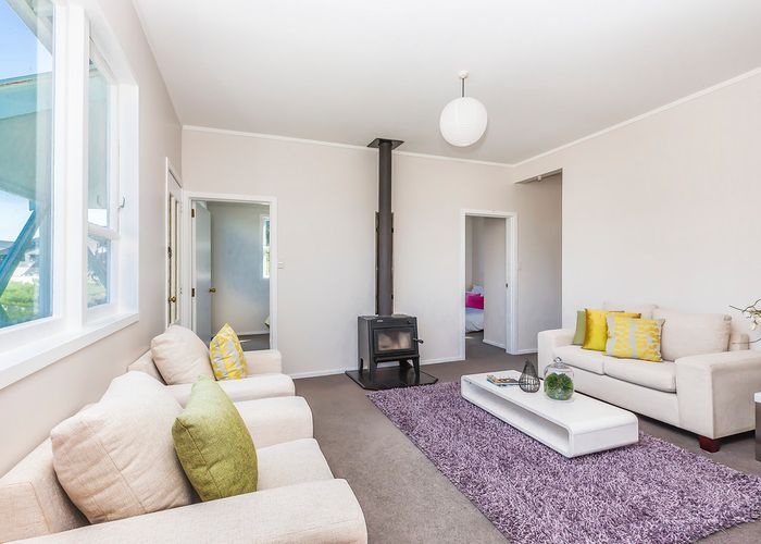  at 1 Hudson Street, Island Bay, Wellington
