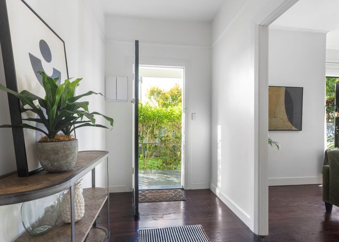  at 12 Fergusson Avenue, Sandringham, Auckland