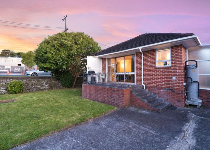 at 2/214 Main Highway, Ellerslie, Auckland