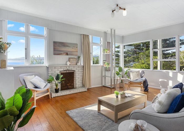  at 2 Beere Haven Steps, Seatoun, Wellington