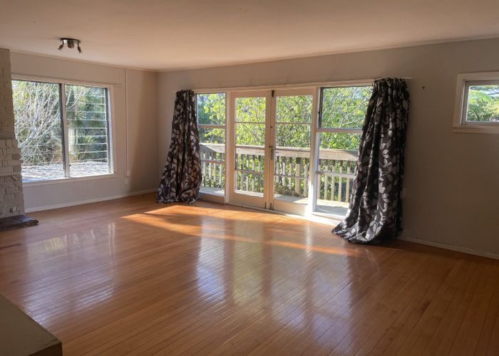  at 19 Golf Road, New Lynn, Waitakere City, Auckland