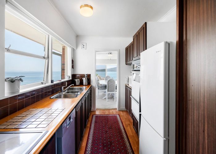  at 3/64 Seacliffe Avenue, Narrow Neck, North Shore City, Auckland