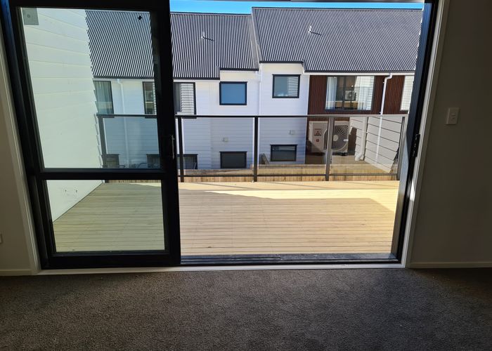  at 4/45 Cook Street, Hamilton East, Hamilton