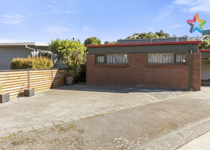  at 1/25 City View Grove, Harbour View, Lower Hutt