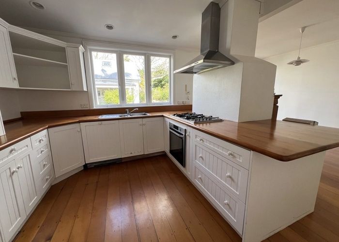  at 19 Lake Road, Devonport, North Shore City, Auckland