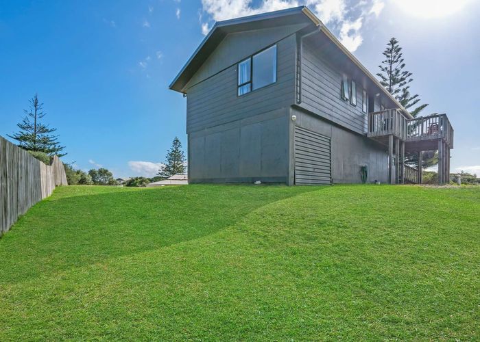  at 9 Matai Street, Waipapakauri, Awanui