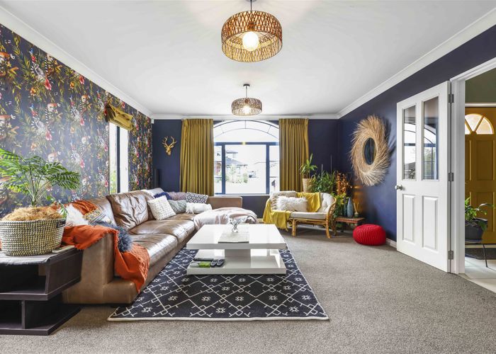  at 9 Nottingham Drive, Hamilton East, Hamilton