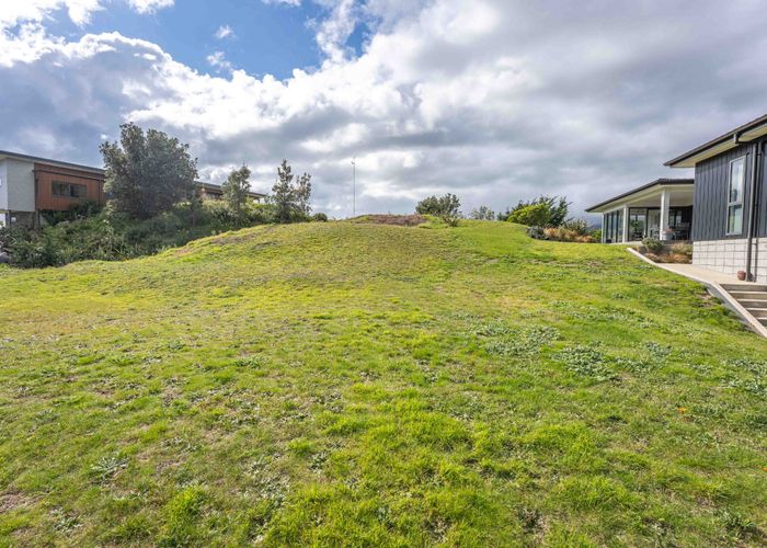 at 25 Pharazyn Avenue, Waikanae Beach, Kapiti Coast, Wellington
