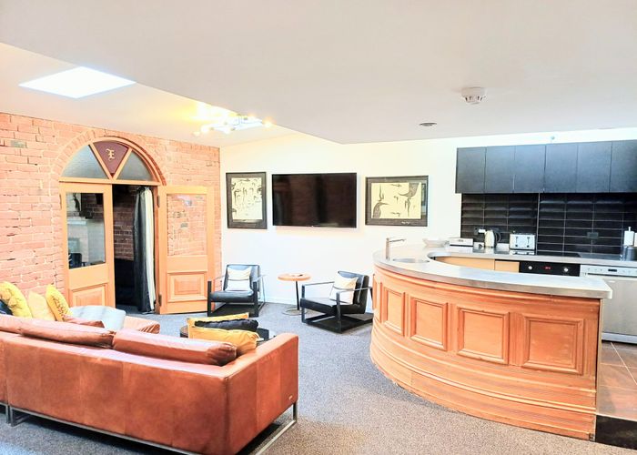  at 2/396 Princes Street, City Centre, Dunedin, Otago