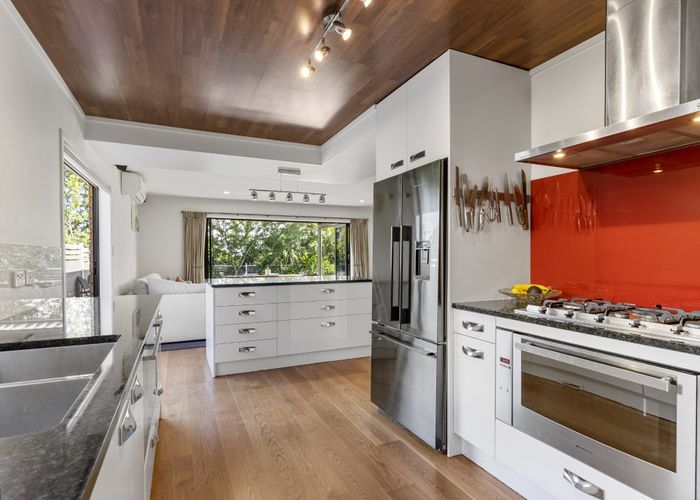  at 168 Cliff View Drive, Green Bay, Waitakere City, Auckland