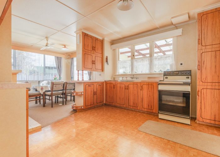  at 76 Mclean Street, Woodville