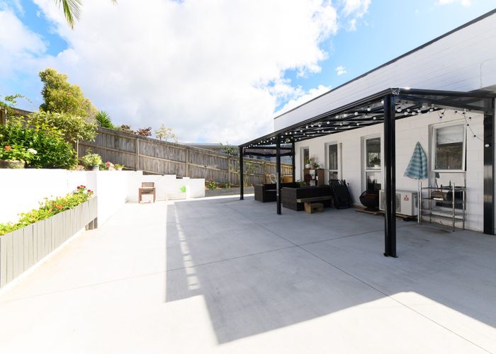  at 24 Sealy Road, Torbay, Auckland