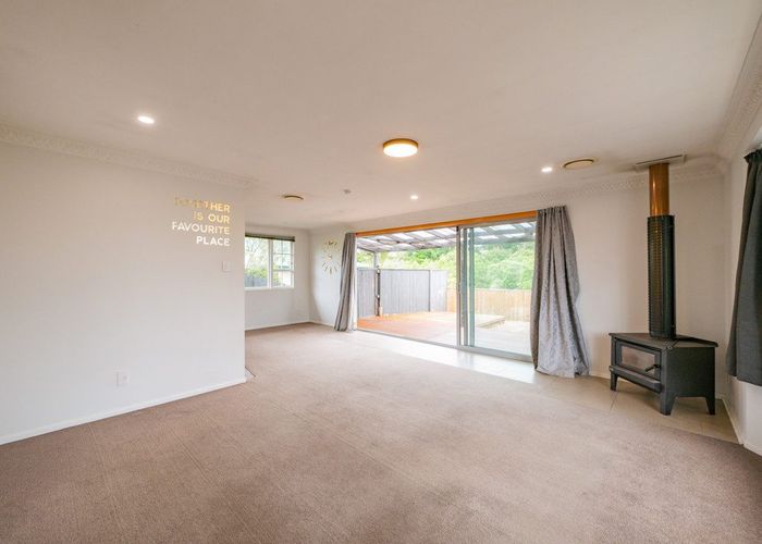  at 27 Clariton Avenue, Green Island, Dunedin, Otago