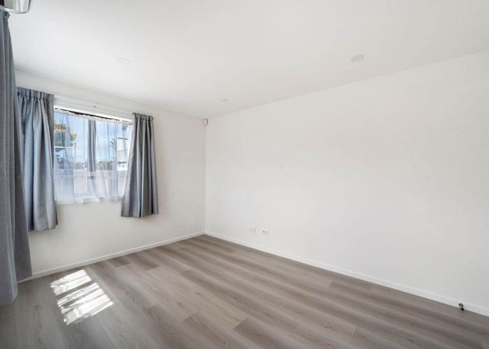  at 6B Waitaki Street, Henderson, Waitakere City, Auckland