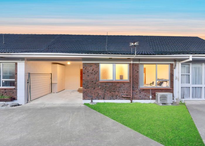  at 1/25 Grande Vue Road, Hillpark, Auckland
