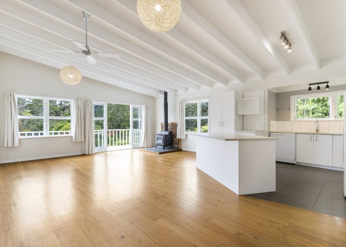  at 126 Candia Road, Henderson Valley, Waitakere City, Auckland