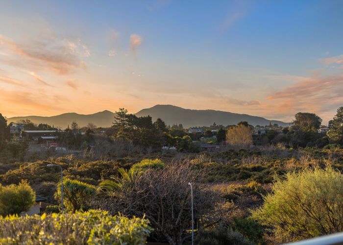  at 42 Harry Shaw Way, Raumati South, Kapiti Coast, Wellington