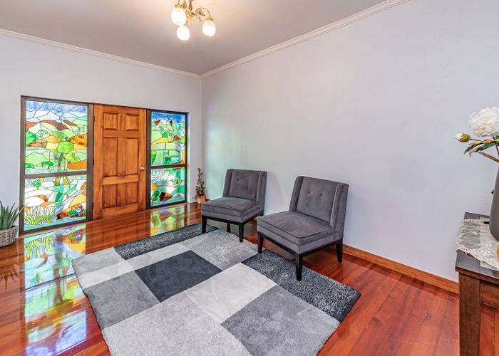  at 100 Western Line, Whanganui