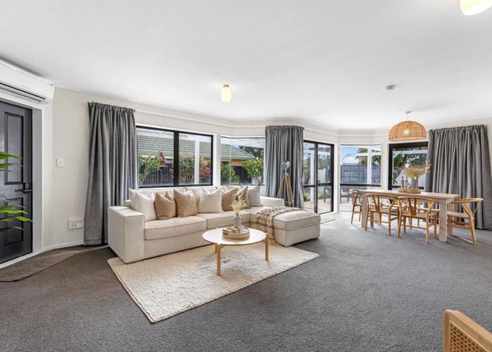  at 676 Gloucester Road, Papamoa, Tauranga, Bay Of Plenty