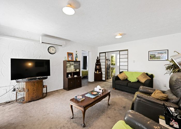  at 2/10 Hunter Street, Hamilton City Central, Hamilton, Waikato