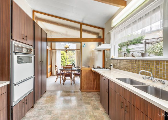  at 42 Norana Road, Maoribank, Upper Hutt