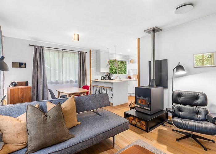  at 1/72 Makara Road, Karori, Wellington