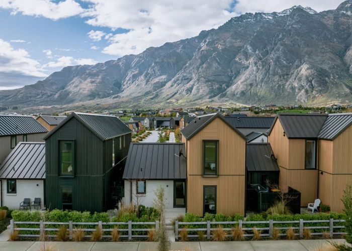  at 33 Mulholland Drive, Jacks Point, Queenstown-Lakes, Otago
