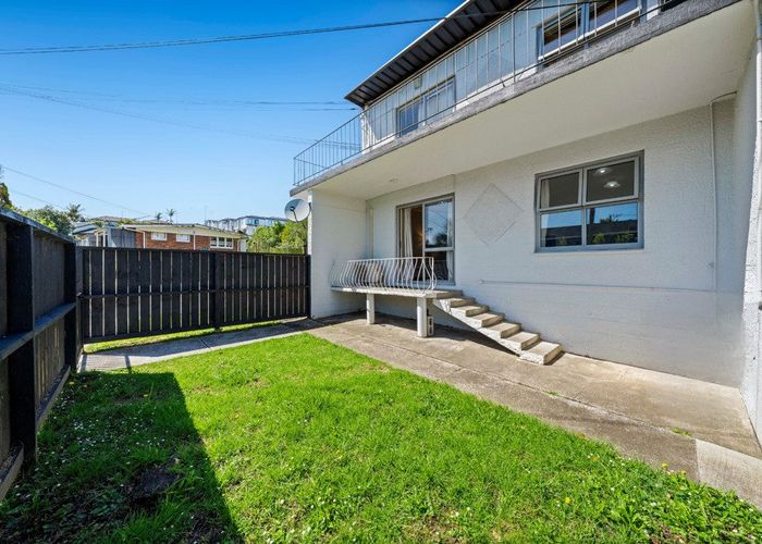  at 1/12 Clare Place, Mount Wellington, Auckland City, Auckland