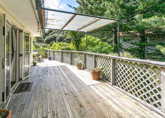 For sale 1090 Thames Coast Road, Coromandel, ThamesCoromandel