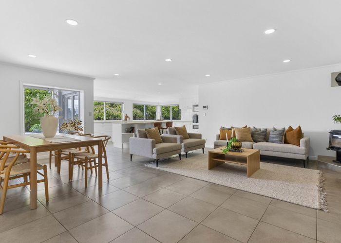  at 20 Tiffany Close, Totara Park, Manukau City, Auckland