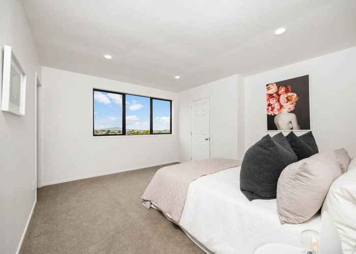  at 16/69 Target Road, Totara Vale, North Shore City, Auckland