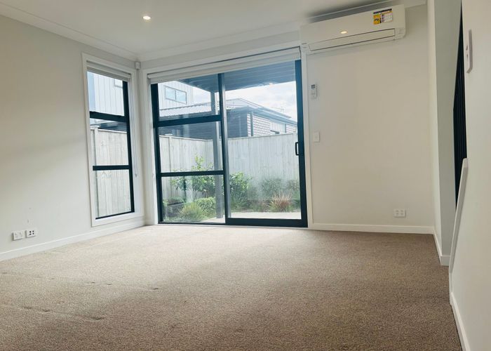  at 22 Riria Crescent, Takanini, Papakura, Auckland