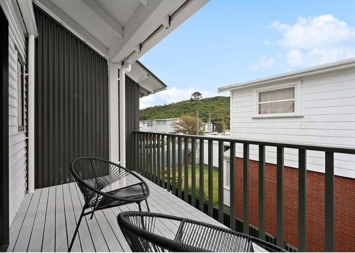  at 4 Chamberlain Road, Karori, Wellington