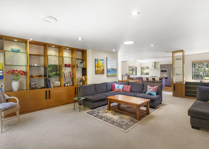  at 36 Inglis Street, Birkenhead, Auckland