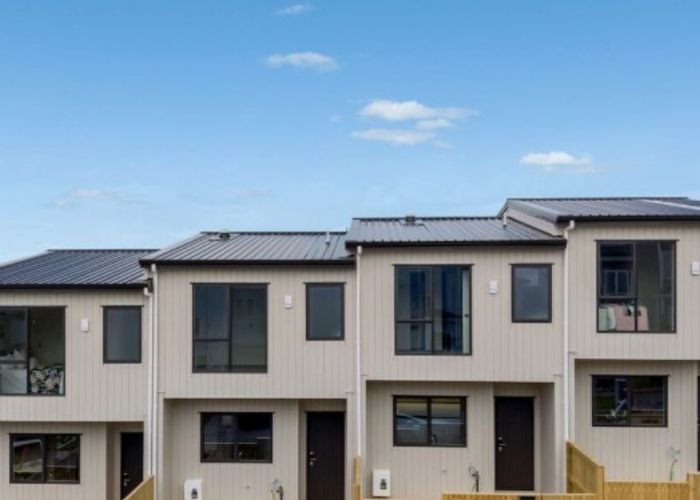  at 24 Adamson Road, Flat Bush, Auckland