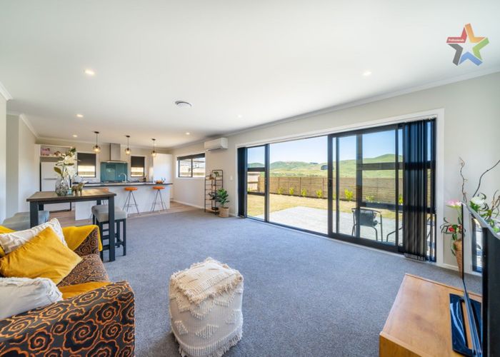  at 25 Kairaumati Crescent, Kelson, Lower Hutt