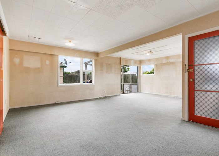  at 2/28 Mckean Avenue, Manurewa, Manukau City, Auckland