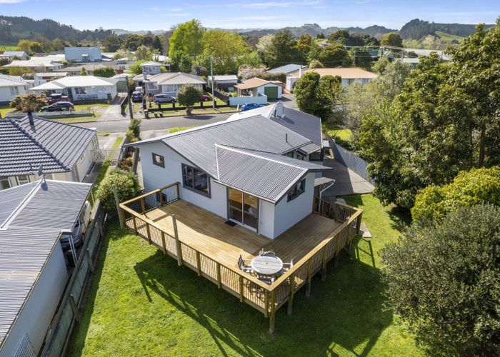  at 3 Camellia Avenue, Aramoho, Whanganui