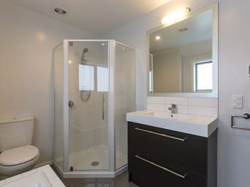  at 2/121 Muritai Road, Eastbourne, Lower Hutt